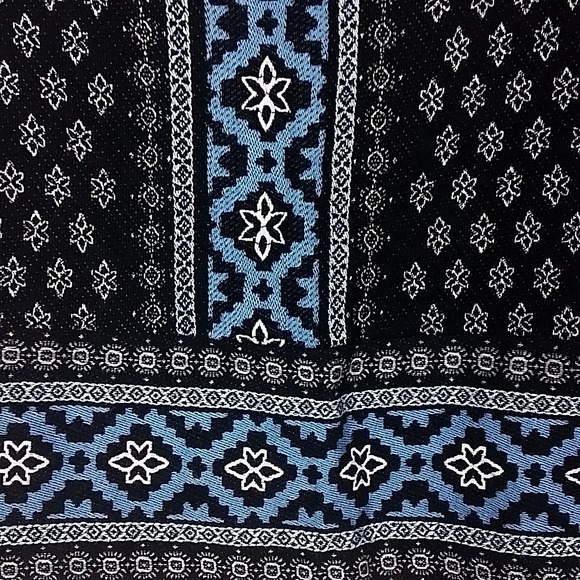 LOFT Cotton Knit Mini Skirt Size Petite 0 in Black, Blue, White Southwest Design - Picture 6 of 12